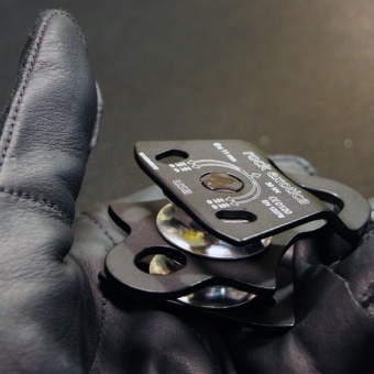 ����-����� ������� Mini Machined Pulley Double Black | Rock Exotica